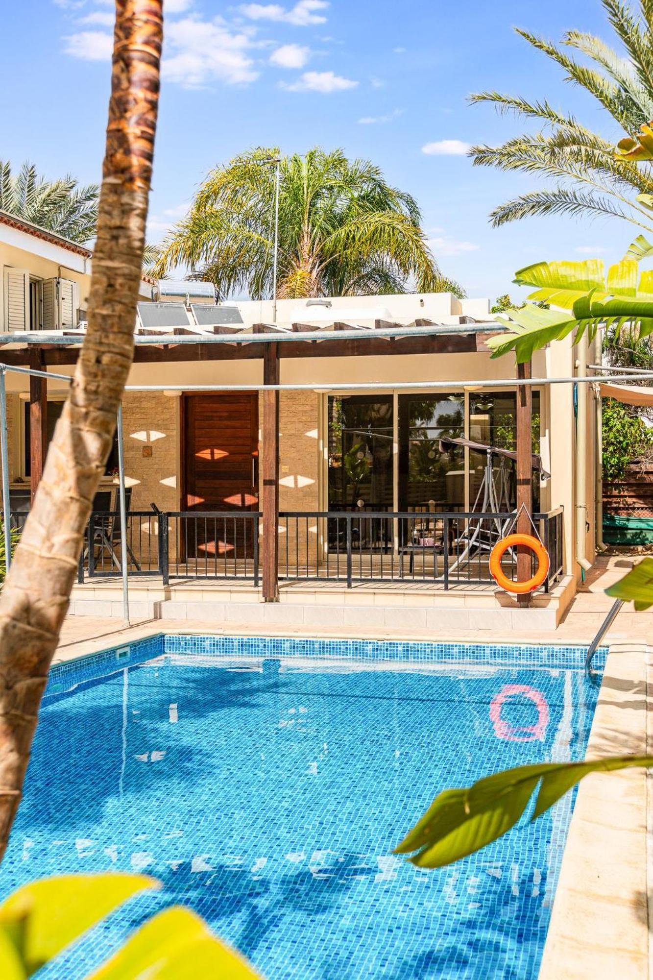 Villa Venus By Ezoria Villas Perivolia Exterior photo